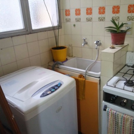 2 AMBIENTES CON COCHERA. CONTRAFRENTE CON VISTA ABIERTA