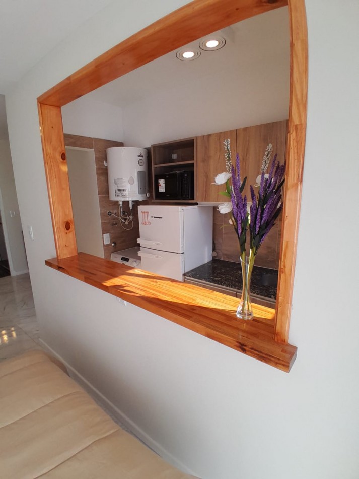 AMBIENTE EXTERNO CON BALCON. VENDIDO!!!!!!!