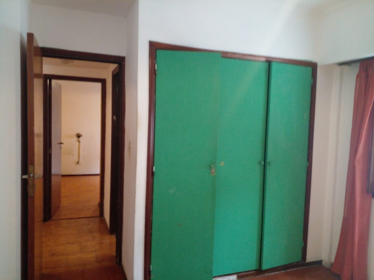 VENTA DEPARTAMENTO TRES AMBIENTES EXTERNO CON BALCON SALIENTE