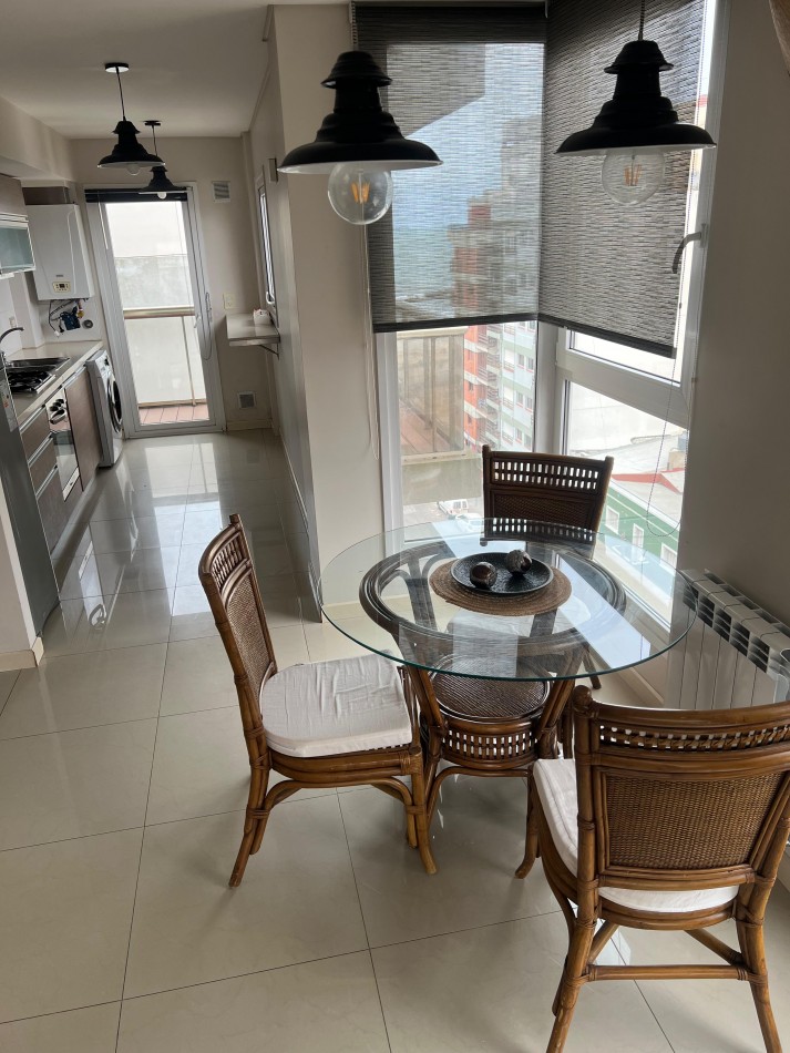 DEPARTAMENTO TRES AMBIENTES CON DOS COCHERAS.